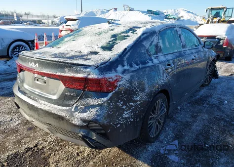 2024 Kia Forte Gt-Line z USA, uszkodzony, nr VIN 3KPF54AD3RE780004